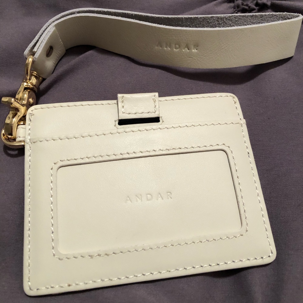 ✨NWT Andar Denner Wallet ✨